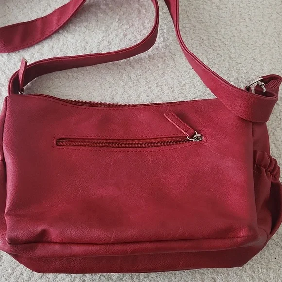 Red Purse - Picture 6 of 6